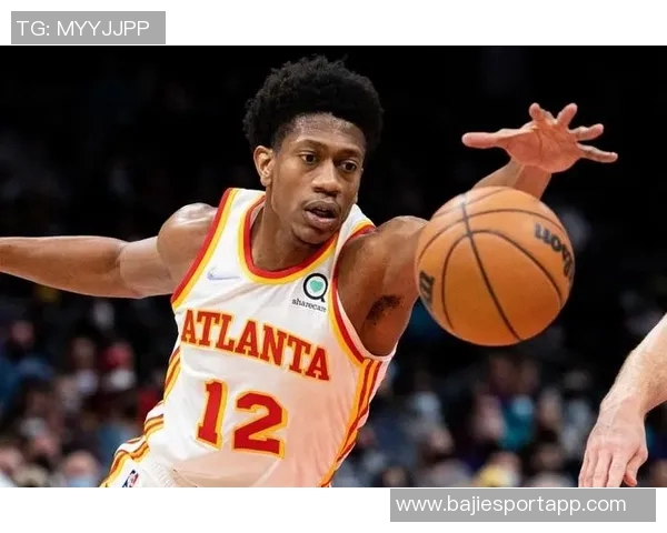 亨特表现出色16投8中三分命中率高达33贡献20分7篮板2抢断正负值高达19