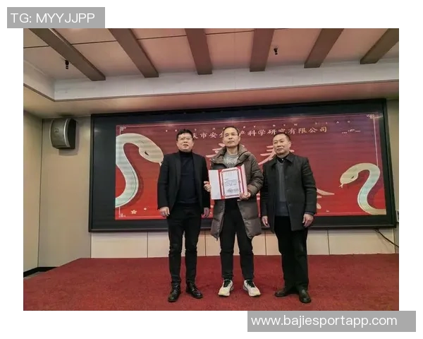 辽宁铁人向各地体育局足协及俱乐部致以诚挚感谢共创体育辉煌未来 辽宁铁人向各地体育局足协及俱乐部致以诚挚感谢共创体育辉煌未来