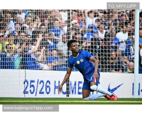 英超球队在欧冠赛场表现出色切尔西平局其余五队全胜继续前进