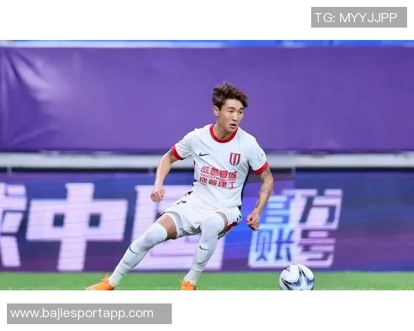 主力阵容出击亚冠蓉城迎战广岛韦世豪罗慕洛周定洋首发出场